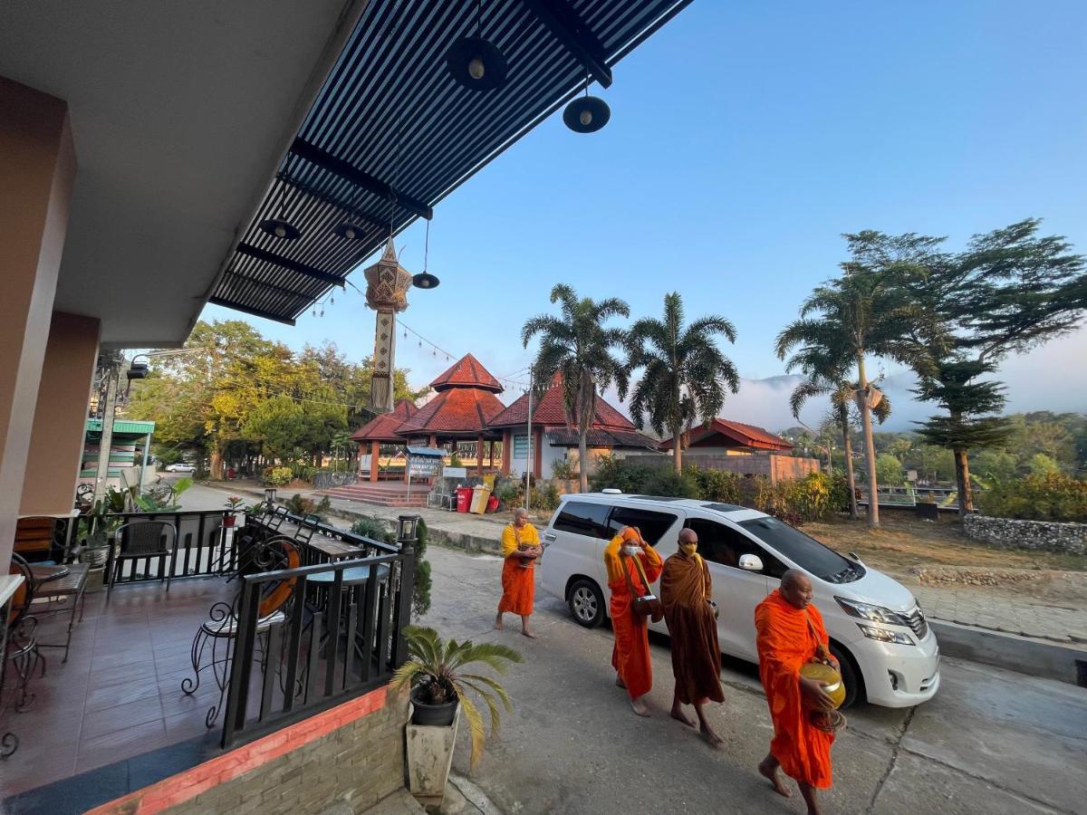 Saranya River House สรัญญาริเวอร์เฮาส์ Meaj Kültér fotó