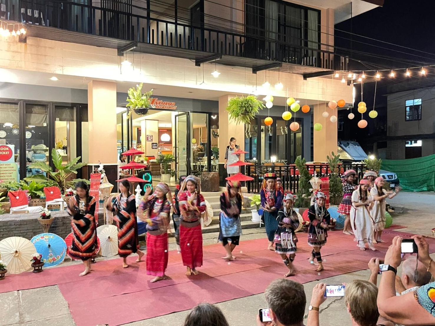 Saranya River House สรัญญาริเวอร์เฮาส์ Meaj Kültér fotó
